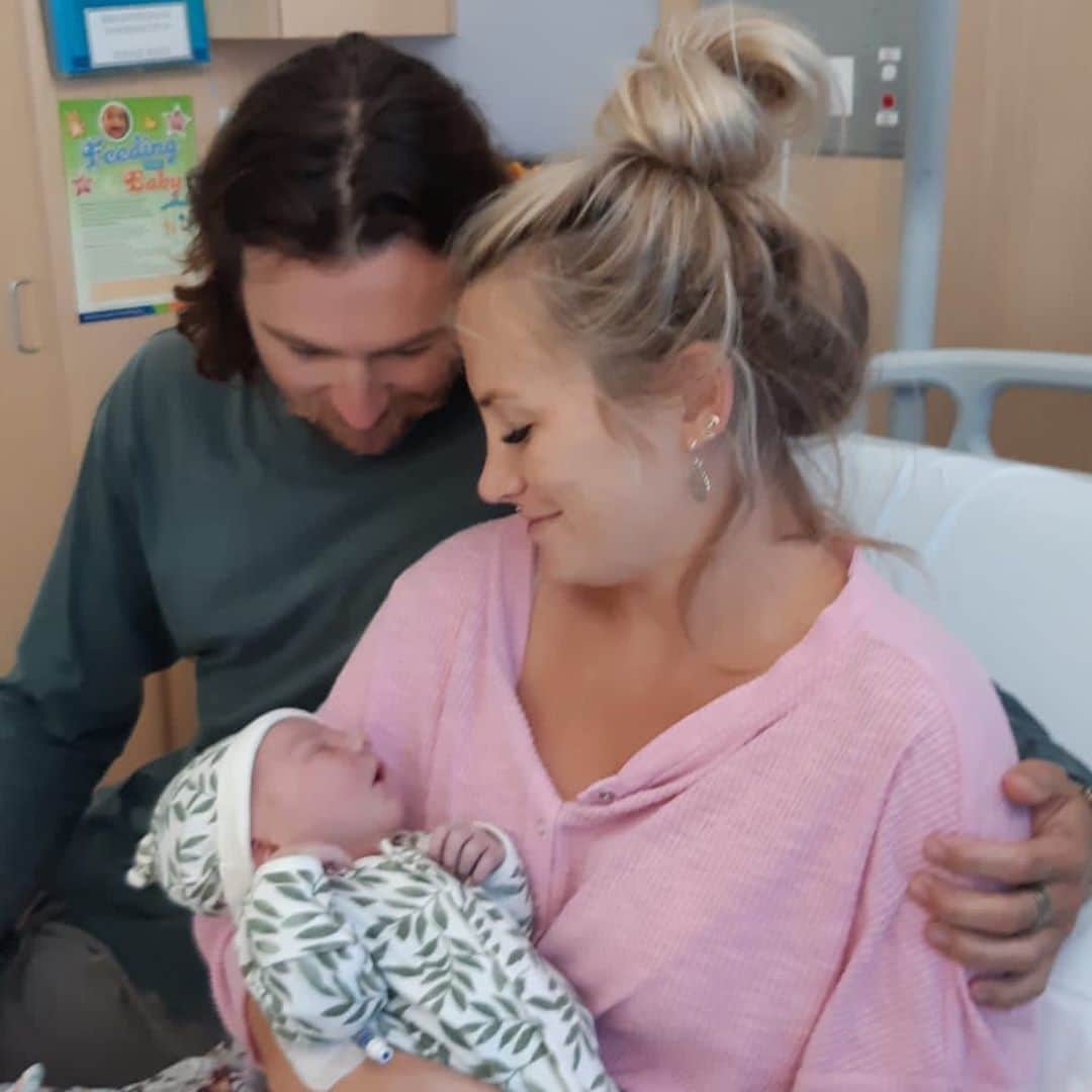 ジョシュア・ブリランテのインスタグラム：「Welcome to the world little Arnhem ❤️」