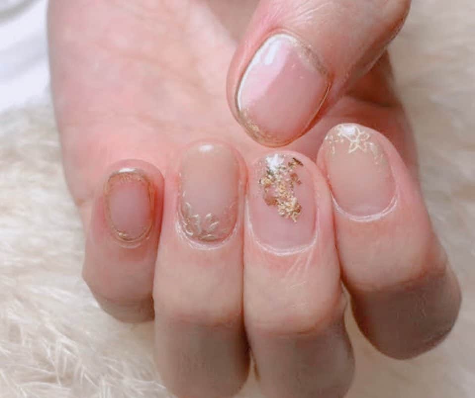 中西華菜さんのインスタグラム写真 - (中西華菜Instagram)「* Nails💅 ネイルのおかげで1ヶ月 気分上々で過ごせた⤴️⤴️  4枚目のサロンの動画見てほしい☺️ @nailsalonsky は @maisanada_ さんが海外で 買付けしてきたかわいい商品が 並んでてめちゃくちゃオシャレなの☺️  そしてネイルデザインは ハイセンスな @nailsalonsky_kasumi さん💛 次のネイルも楽しみだなあ😉 _ #ネイル #ネイルサロン #ネイルサロンスカイ #nails #nailsalon #nailsalonsky #ネイルデザイン #美容記録 #モデル #model #パラレルワーカー #ca #キャリアアドバイザー #就活支援 #就職活動 #転職支援 #就職支援 #中西華菜 #kananakanishi #ファッション #美容 #ショートヘア #ショート女子 #ゴルフ女子」11月12日 21時28分 - kananakanishi