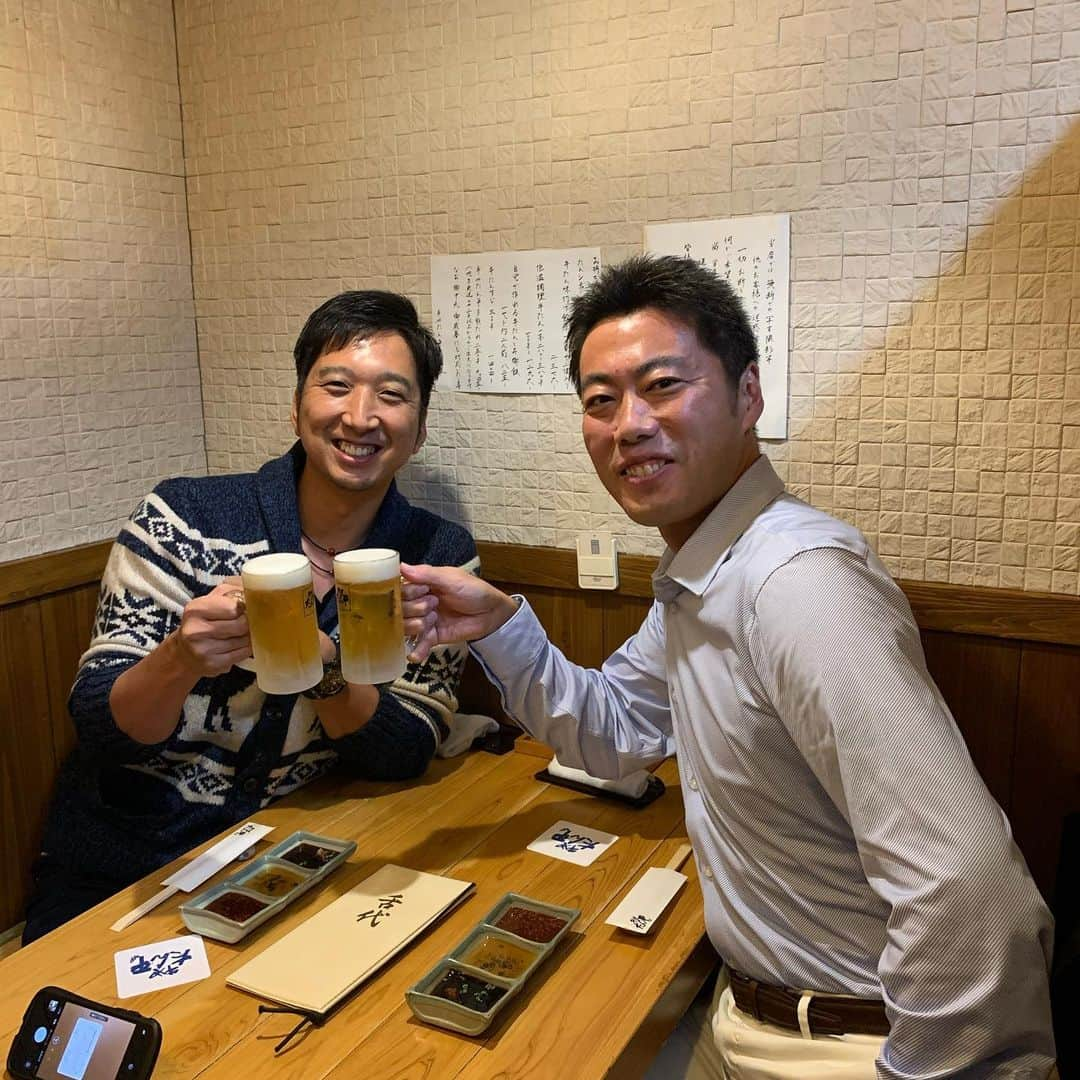 上原浩治さんのインスタグラム写真 - (上原浩治Instagram)「球児、浩治ですよ！ サシ飲みしてます！　😆😆  #kyuji22  #引退祝い #楽しい」11月12日 21時54分 - koji19uehara