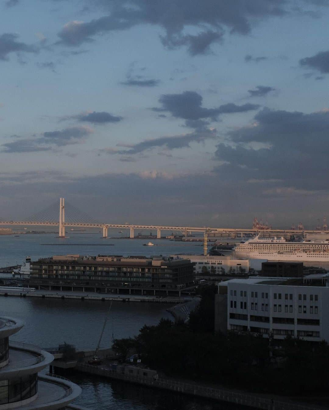 る鹿さんのインスタグラム写真 - (る鹿Instagram)「Some view of Yokohama 💕🌊🎡」11月12日 21時46分 - luluxinggg