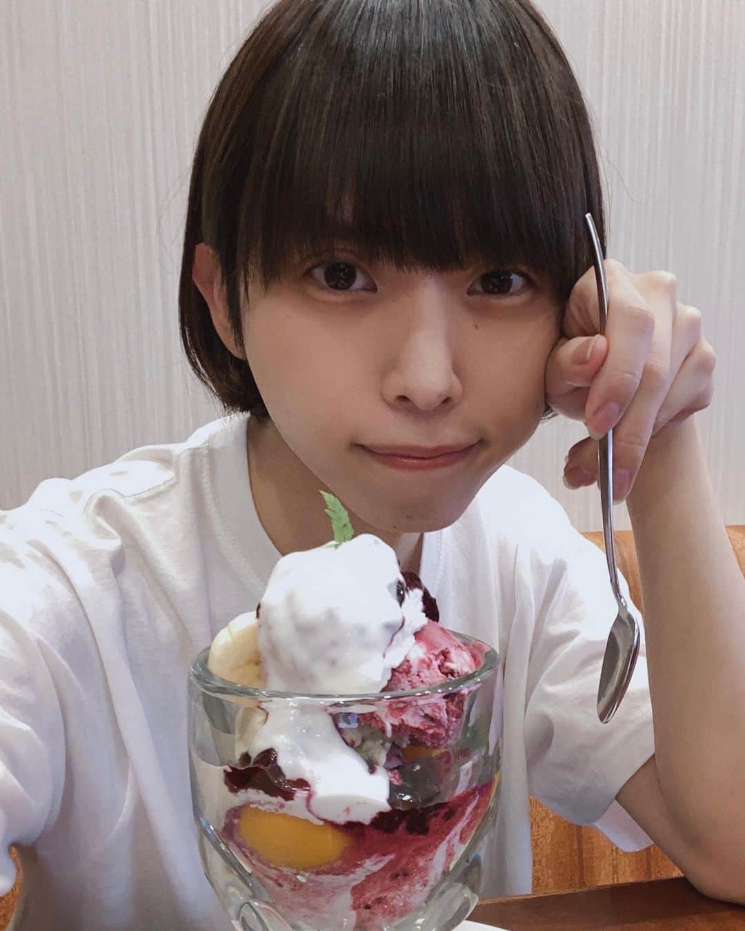キクチユウジのインスタグラム：「ぼくとヨーグルトジャーマニーと  #ヨーグルトジャーマニー」