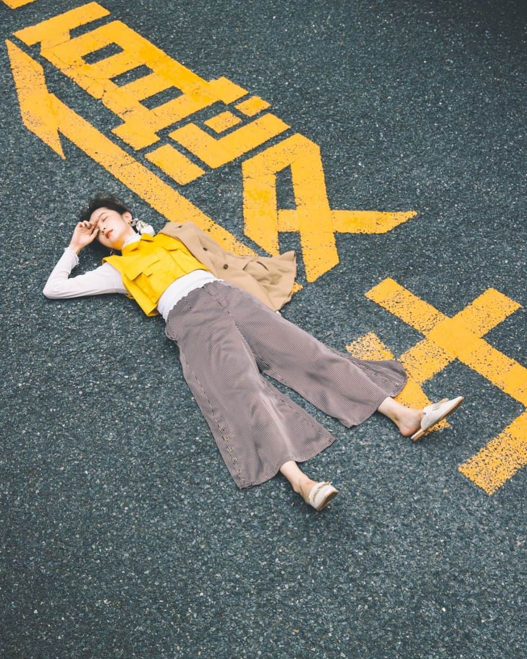のインスタグラム：「「優」  人に優しく自分に優しく  📷　@nakamura_akio_shashin ﻿ 👕　@temigo ﻿ 💄　@ruicomorioka」