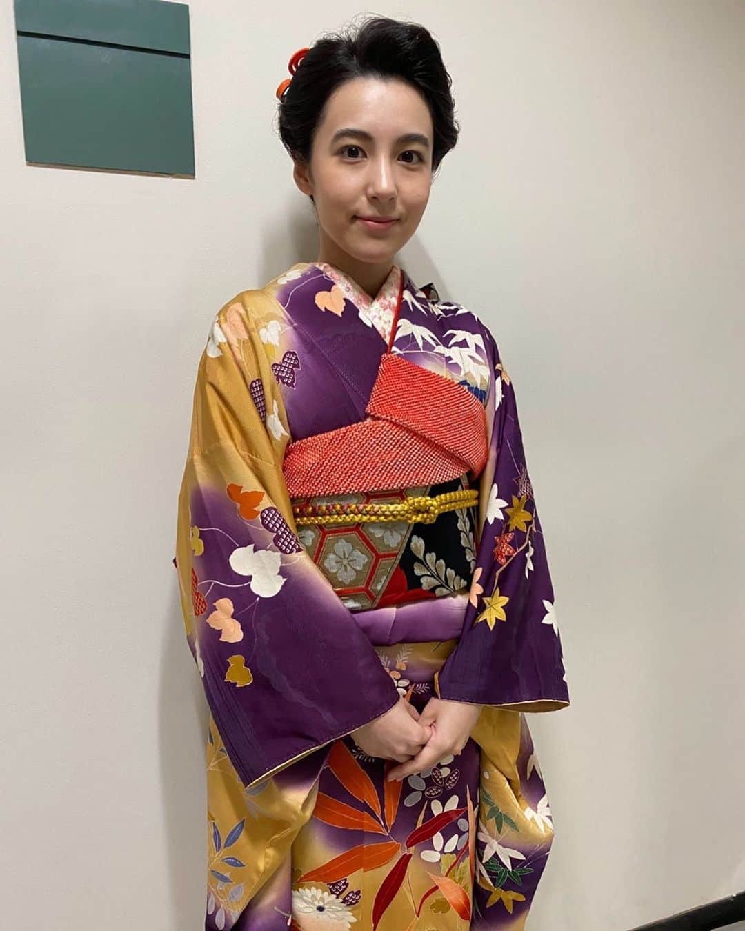 佐生雪のインスタグラム：「お久しぶりです。 放送後の投稿になってしまい、申し訳ありません。 ストーリーの方で文章のみで告知をさせて頂いたのですが、本日11月12日の朝ドラ「エール」第109回に出演させて頂きました。 見てくださった方々、ありがとうございました🍁」