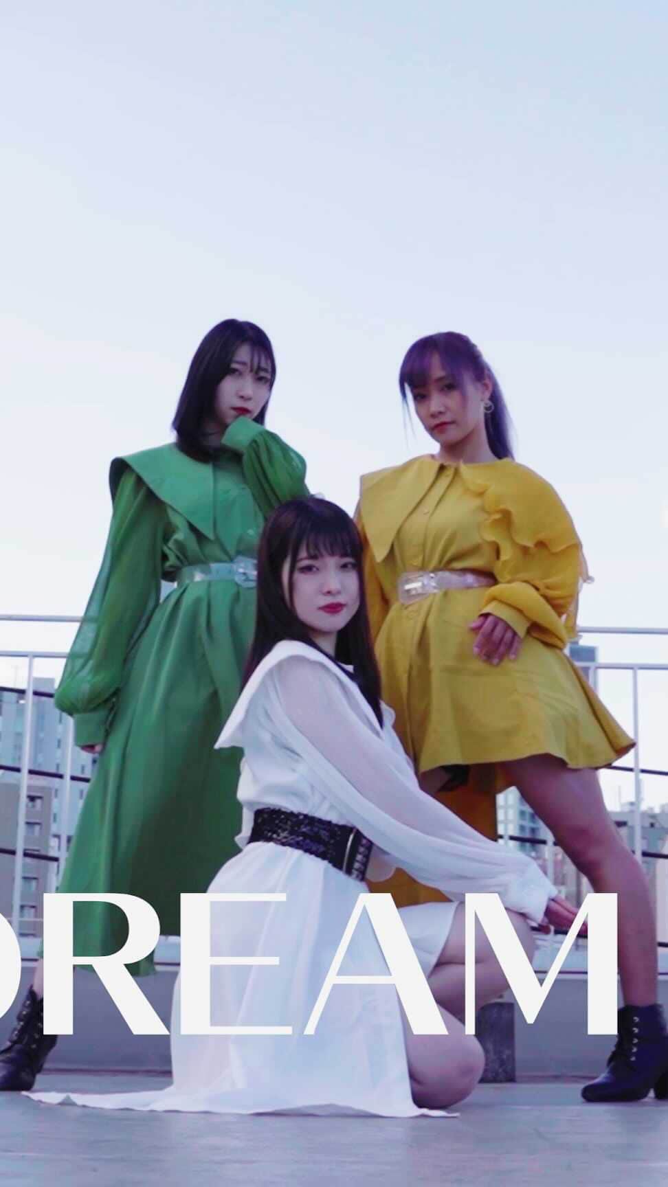 佐藤梨菜のインスタグラム：「14周年を迎えたFEAM Yuki Rina Miyuの軌跡が今ここに。  https://youtu.be/m0bgP8rXnTw」