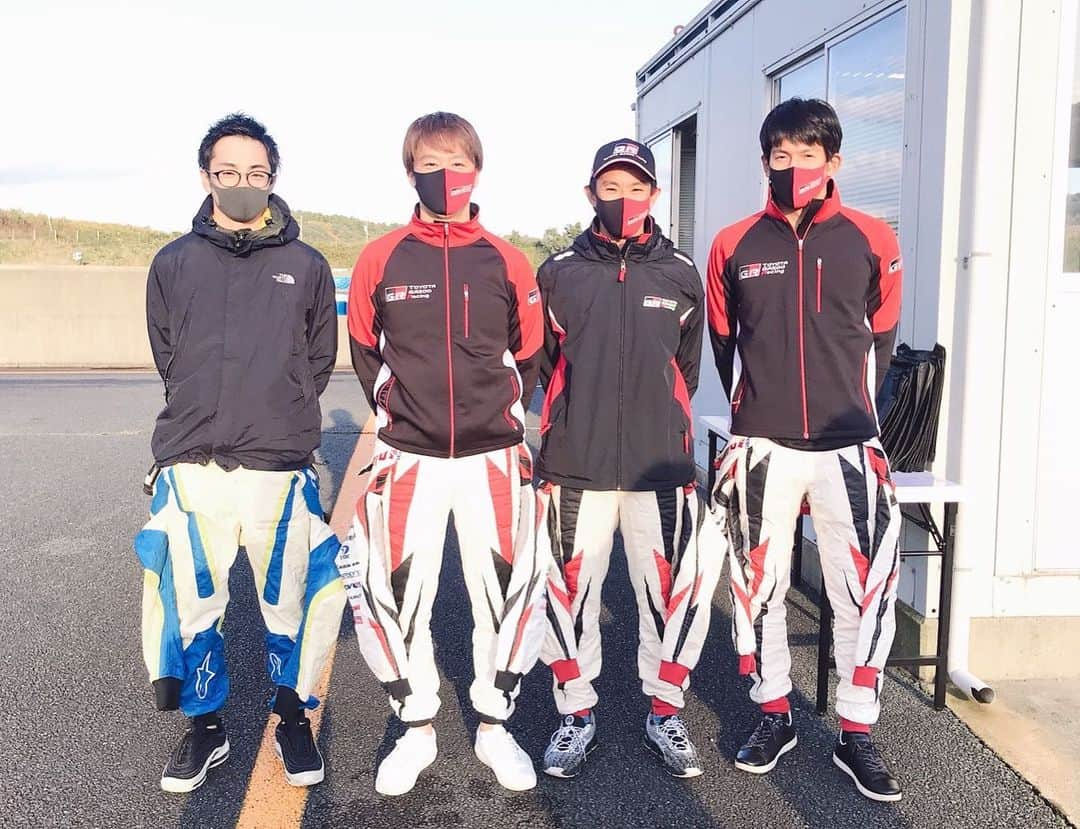 中山雄一のインスタグラム：「タカスサーキットにて﻿ ﻿ TOYOTA GAZOO Racing Driving experience！﻿ ﻿ 今回はプログラム2。﻿ サーキット経験がほとんどないお客様向け！﻿ ﻿ 感染症予防の為、同乗走行などはありませんでしたが、無線でしっかりアドバイスさせて頂きました！﻿ ﻿ 初めてサーキットを走られるかたもいらっしゃいましたが、みなさまとてもうまく、先導走行では最終コーナーに120キロで進入するぐらい攻められるようになりました！﻿ ﻿ 次回は12月2日、エビスサーキット！﻿ みなさまのご参加お待ちしております！  #toyotagazooracing  #TGRD #福井　#越前蟹　#せいこがに」