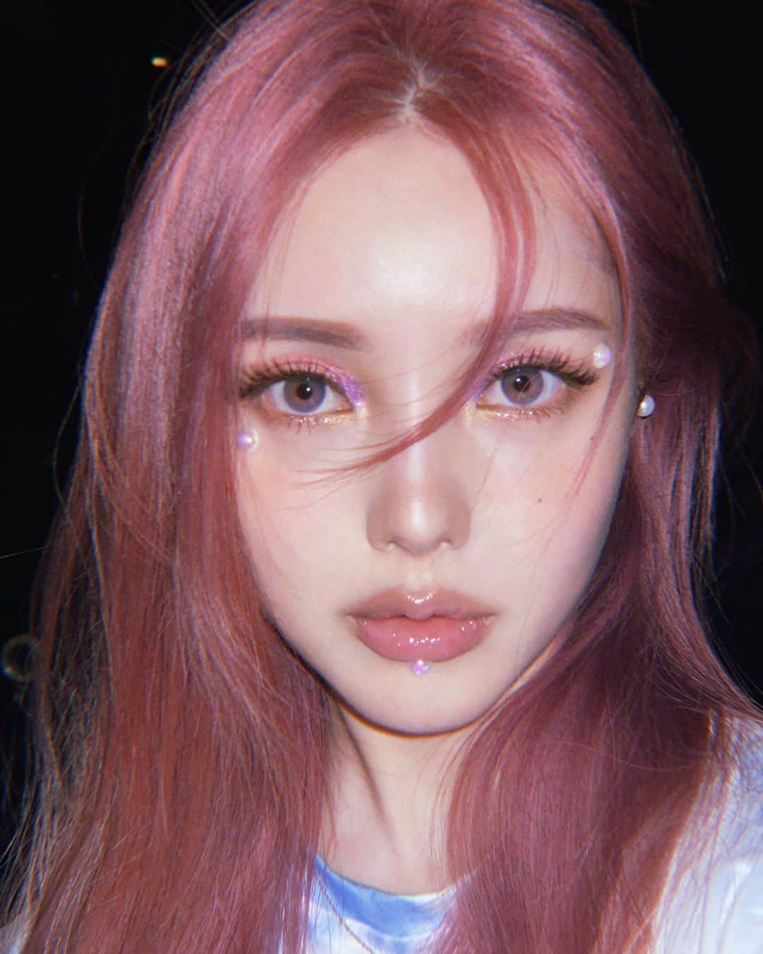 ポニーのインスタグラム：「드디어드디어드디어 핑크🎀 dyed my hair!」