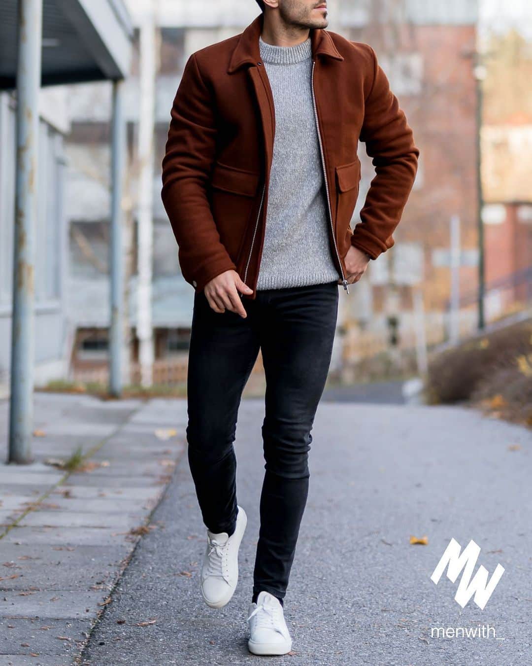 Men Withのインスタグラム：「Love this photo of our dear friend @iammiari 👌🏽 #menwithstreetstyle」