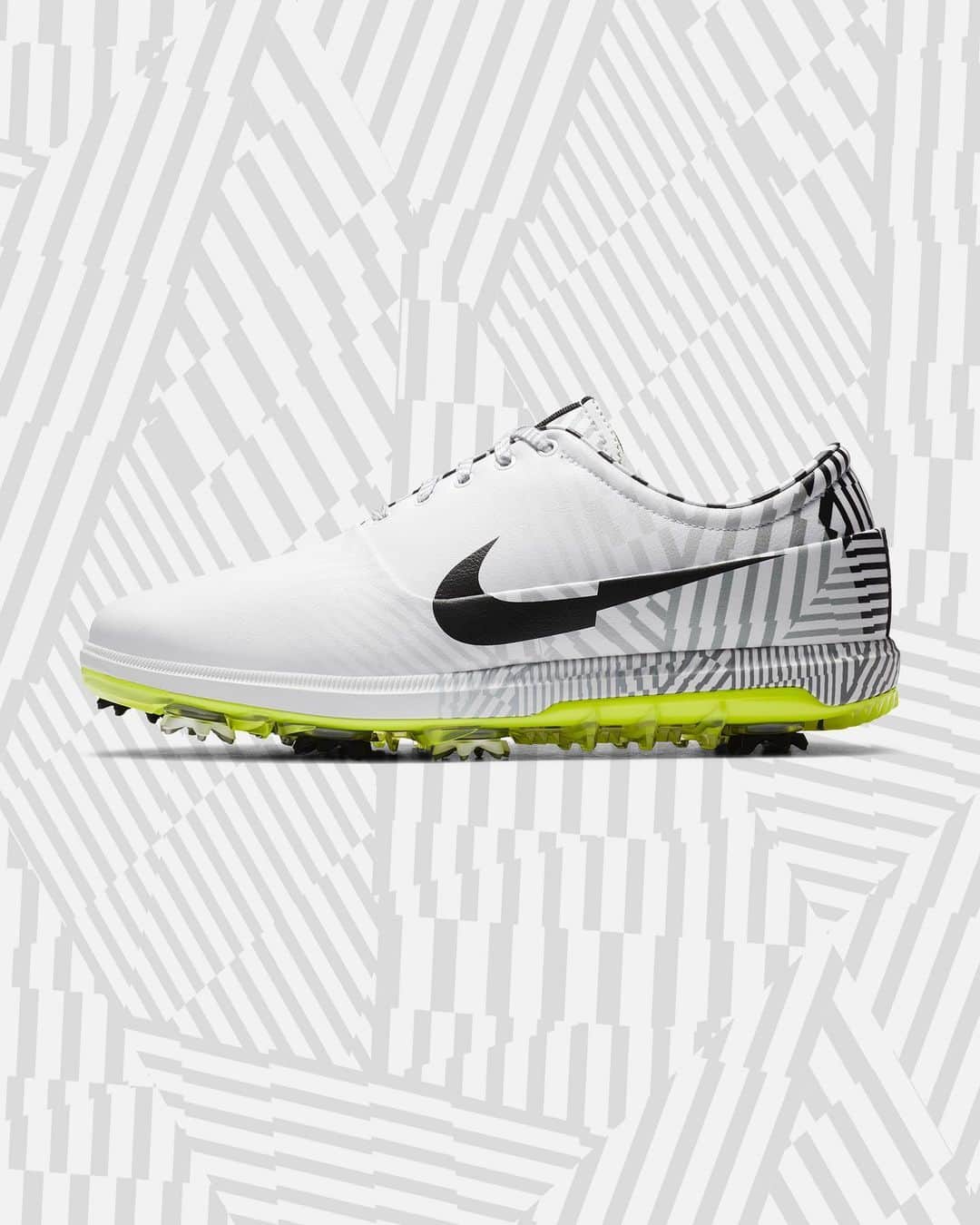Nike Golfさんのインスタグラム写真 - (Nike GolfInstagram)「“Fearless Together” Footwear Pack. Celebrating athletes who break barriers in golf and beyond.   Available for members now. Shop link in bio.」11月13日 0時00分 - nikegolf