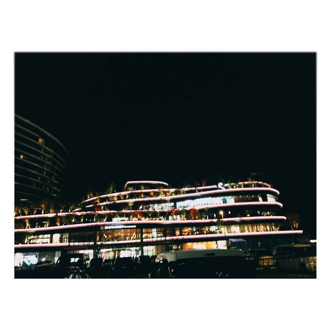 伴都美子さんのインスタグラム写真 - (伴都美子Instagram)「✔️﻿ ﻿ 夜のサクラマチ。 ﻿ 船みたい。 ﻿ 出港しようぜ﻿、 ﻿ って声が聞こえた気がした。 ﻿ ﻿ ﻿ #熊本 #再会  #生きててよかった ﻿」11月13日 0時02分 - van._doasinfinity