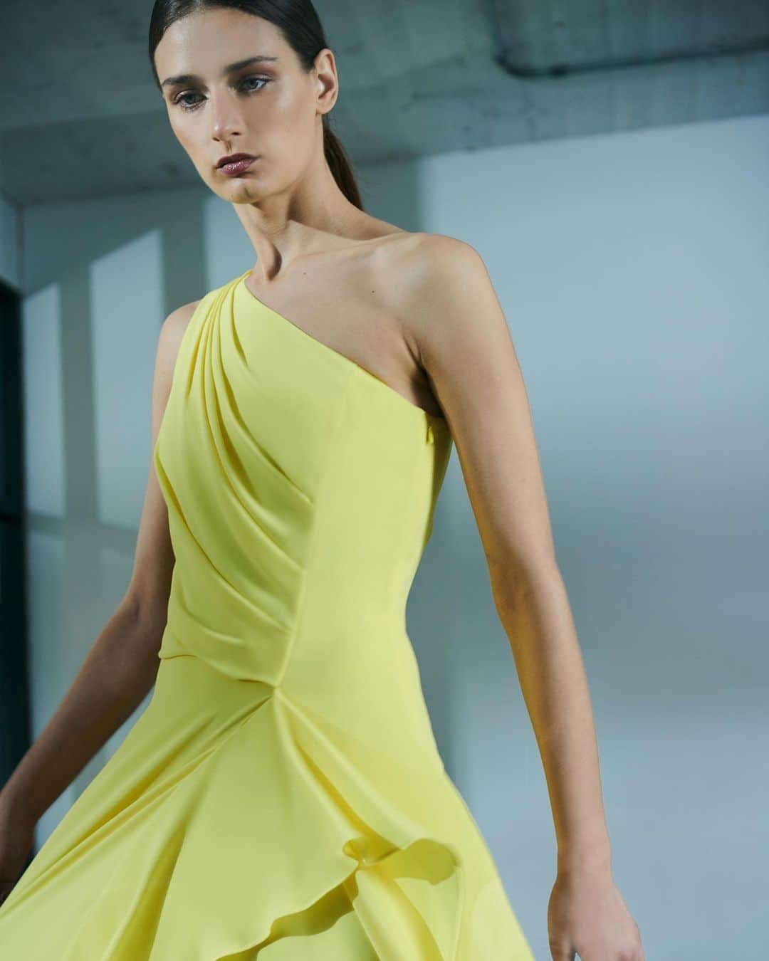 ホルストンのインスタグラム：「Expand your color palette: shop new arrivals at halston.com」