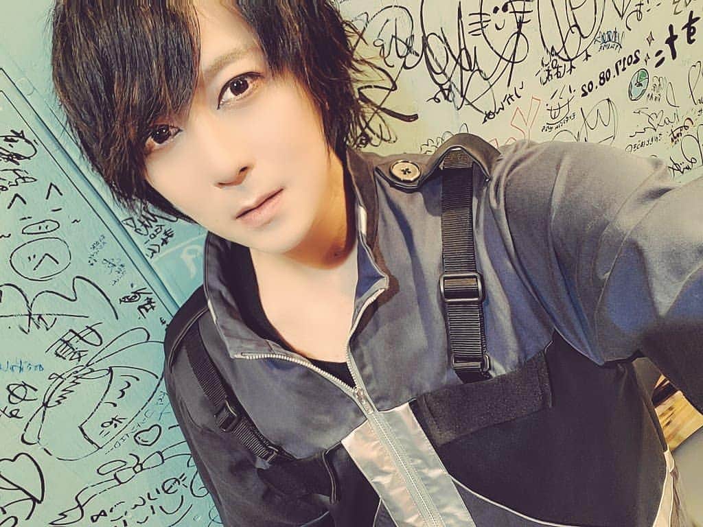 塩原康孝のインスタグラム：「リリイベもライブも楽しもうね。」