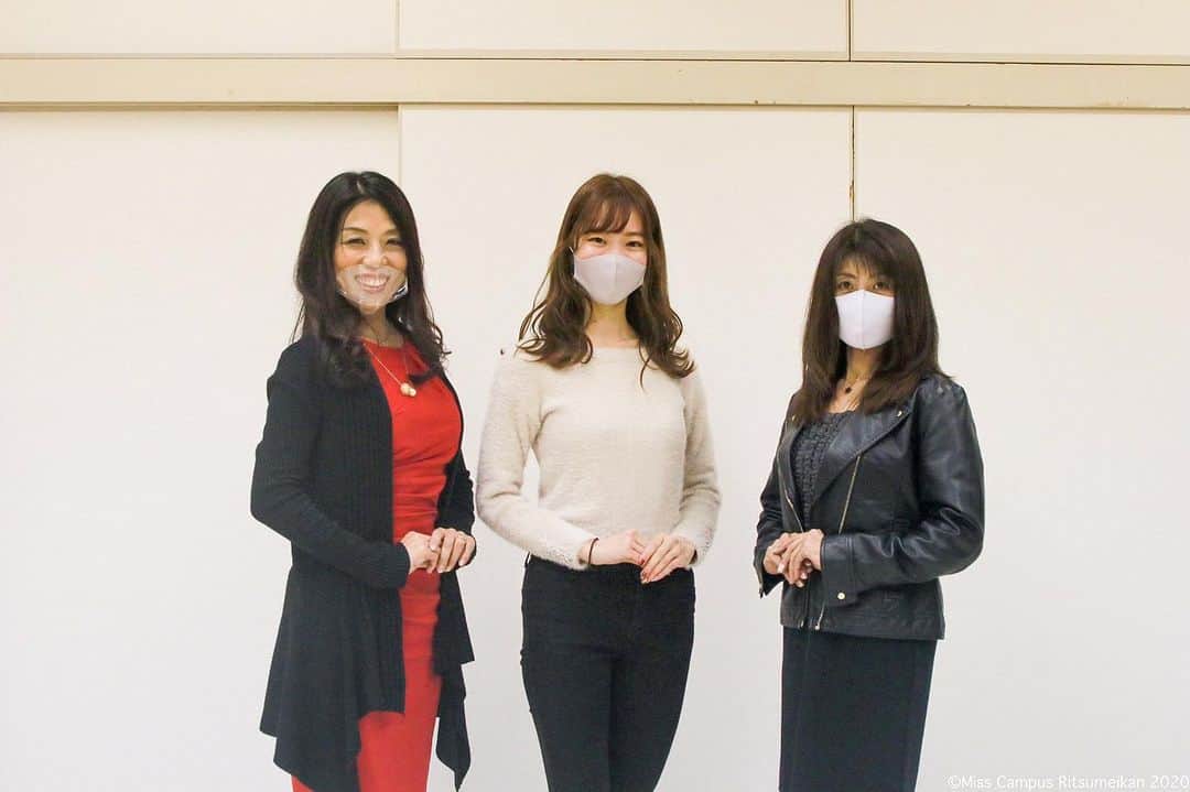 齋藤佳穂のインスタグラム：「ビューティーグレースの先生たちにウォーキングレッスンをしていただきました🌈 ファイナルイベントで最高のパフォーマンスができるように頑張る✊♡ 香月先生、一ノ瀬先生ありがとうございました💓  #ビューティーグレース #beautygrace #ウォーキング講師 #ウォーキングレッスン #コンテスト対策レッスン #ステージ演出 #ウォーキングパフォーマー #和装家パフォーマー #マナー#センスアップ#開運セルフマネージメント#ボディマネージメント#オンラインレッスン#講師育成#資格取得#香月梨江 #一ノ瀬ジュリア    http://beautygrace.co.jp/」