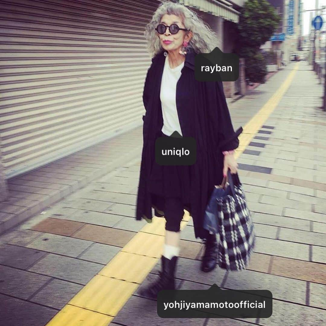 LiLyさんのインスタグラム写真 - (LiLyInstagram)「ブレぬ信念 so cool✨  #yohjiyamamoto   ▶︎▶︎▶︎インスタでfan になった @masako_kojima_desu 様 30年前に買った @yohjiyamamotoofficial  の服を着こなし続けるセンス。  圧巻✨ so cool.  #ハンサムな彼女 #服　と　#女」11月13日 12時06分 - lilylilylilycom