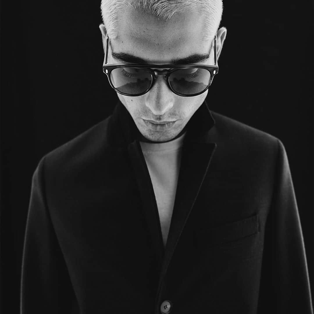 アドリアーノゴールドシュミットのインスタグラム：「Very excited to launch this special capsule of sunglasses with @DomVetro, the perfect pairing of masterful Italian craftsmanship, sophistication, and style. Now available online and in store. link in bio」