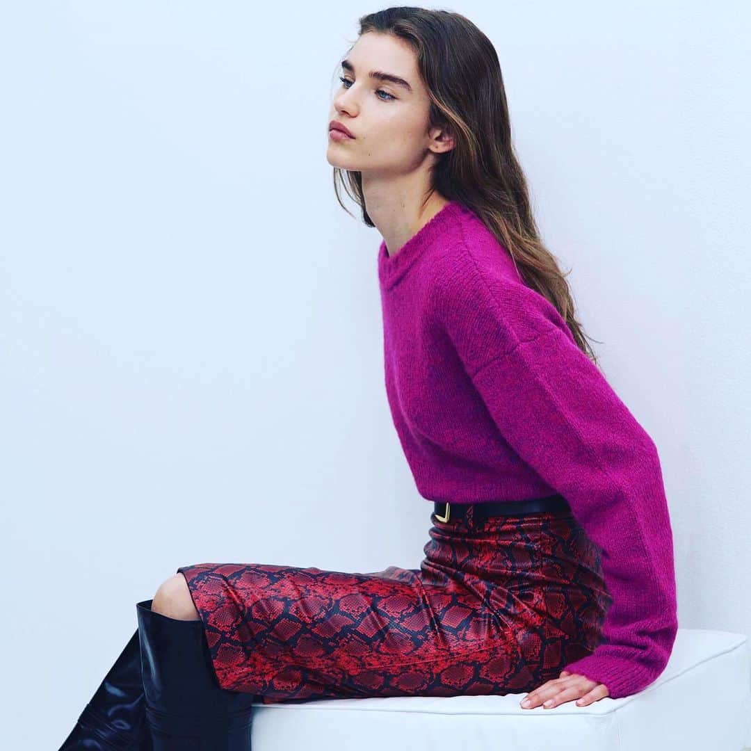 デレク ラムのインスタグラム：「Grey day answer: color in unexpected combination. #dereklam10crosby」
