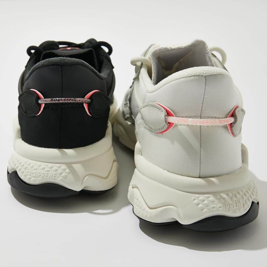 のインスタグラム：「👟SHEL'TTER SELECT👟 ━━━━━━━━━━━━━━━ 野心を持って、大胆不敵にいこう。 そんなモットーを持つキミのためにある、レトロなオズウィーゴ。 靴ひもをきゅっと結んだら、CDショップやスムージースタンドをハシゴしてみよう。弾力性に優れた暑いアウトソールが、一日中快適な履き心地をもたらしてくれる。 出かけるときは、ウエストポーチと合わせるだけで、 パーフェクトコーデの完成。 ━━━━━━━━━━━━━━━ OZWEEGO (adidas Originals) ¥12,000 +tax ━━━━━━━━━━━━━━━ #SHELTTER #TheSHELTTERTOKYO #SHELTTTERSELECTSNEAKERS #adidas #adidasoriginals #OZWEEGO」