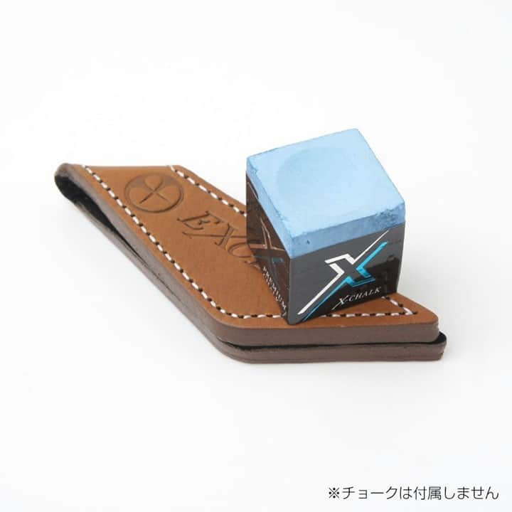 cue-shop.jpさんのインスタグラム写真 - (cue-shop.jpInstagram)「牛本革と超強力ネオジウム磁石を使用したチョークホルダー。⠀ 縫製や刻印、サイドの仕上げなど、エクシードブランドらしい高品質な仕上がり★⠀ ⠀ 【メール便可】EXCEED 本革マグネティックチョークホルダー 茶⠀ https://buff.ly/35dbHMy⠀ ⠀ #Exceed #chalkholder #billiard #ビリヤード #Jpool #キューショップジャパン #ジャストドゥイット #Cueshopjapan #Justdoit #ビリヤード好き #ビリヤードおもしろい」11月13日 12時00分 - cueshop