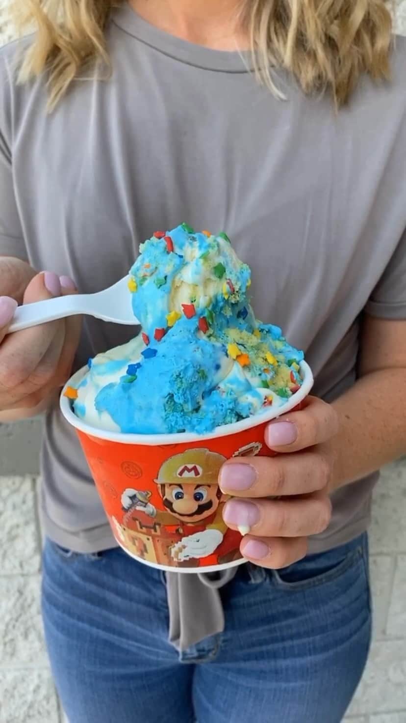 コールド・ストーン・クリーマリーのインスタグラム：「Have you tried our NEW Mario's Super Birthday Blast Creation™ yet? Enjoy it in a special-edition cup featuring Mario when you order the Gotta Have It® size while supplies last!」