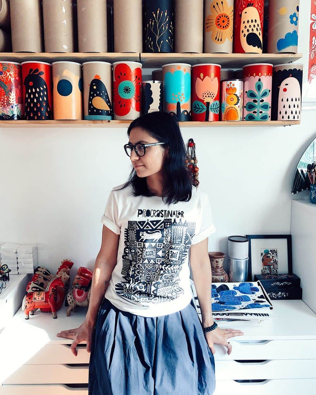 Dinara Mirtalipovaのインスタグラム：「Procrastinator is my middle name #folktails #mirdinaratshirt」