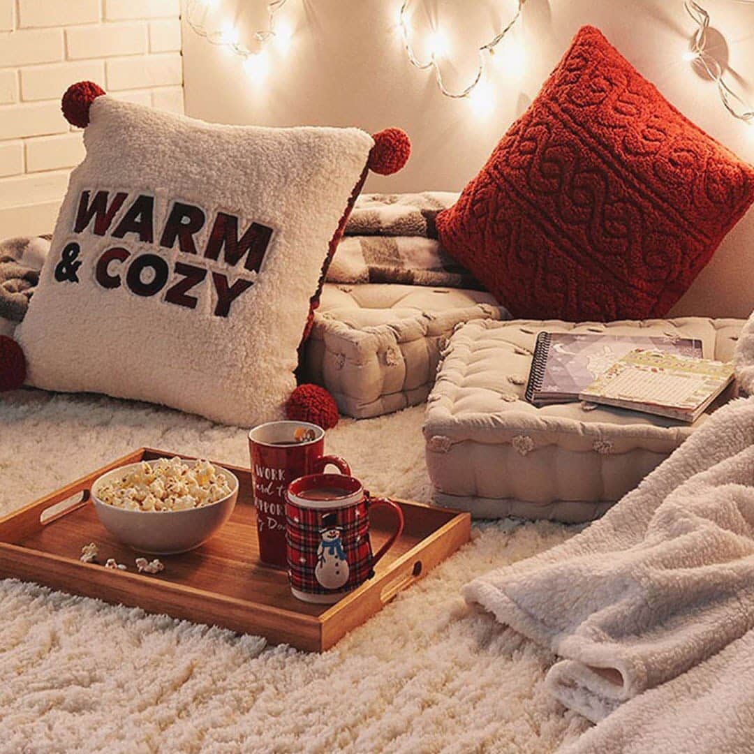 ロック&リパブリックのインスタグラム：「Weekend vibes, comin’ in warm and cozy. ✨ Use fast and free store pickup to get your essentials. #Kohls」