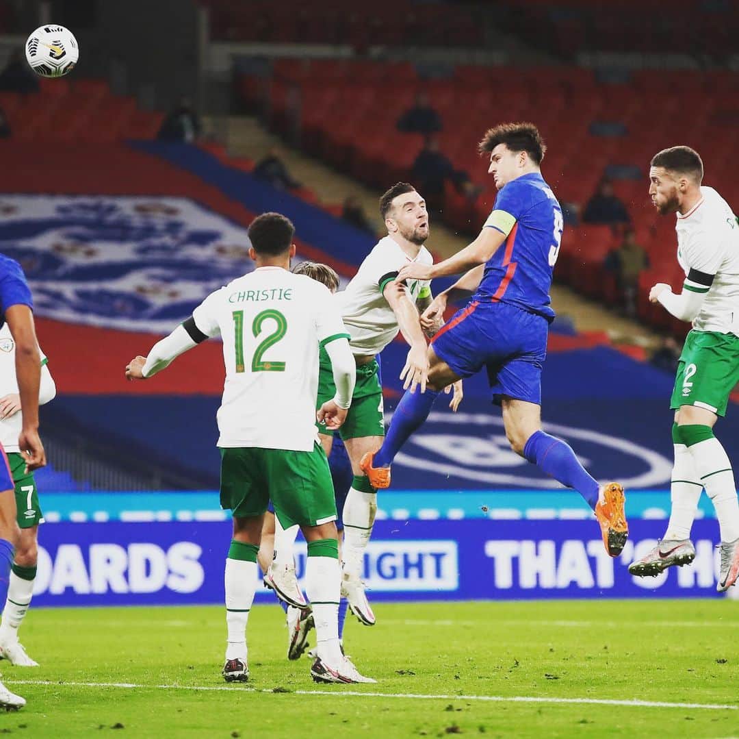 プレミアリーグさんのインスタグラム写真 - (プレミアリーグInstagram)「Dominic Calvert-Lewin scores from the spot and Harry Maguire heads in as @england beat Ireland 3-0」11月13日 7時01分 - premierleague