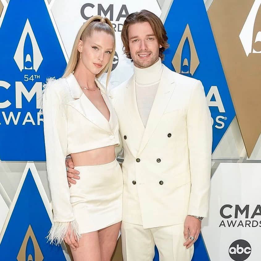 アビー・チャンピオンのインスタグラム：「🤍」