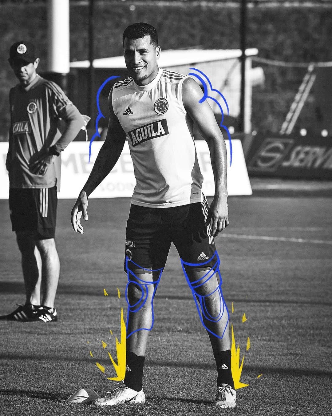 サッカー コロンビア代表チームのインスタグラム：「📸 ¡Con todos los poderes! 💥🧤⚡🎩⚽🥅🛡  ¡Estamos listos! 🔝💪  @jeisonmurillo01   #VamosColombia 🇨🇴」