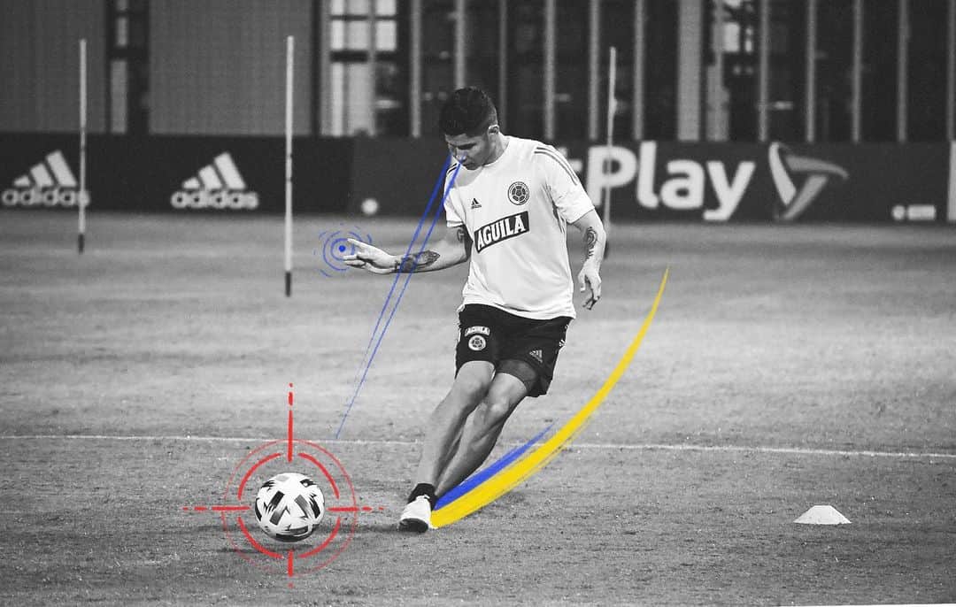 サッカー コロンビア代表チームのインスタグラム：「📸 ¡Con todos los poderes! 💥🧤⚡🎩⚽🥅🛡  ¡Estamos listos! 🔝💪  @jormancampuzano21   #VamosColombia 🇨🇴」