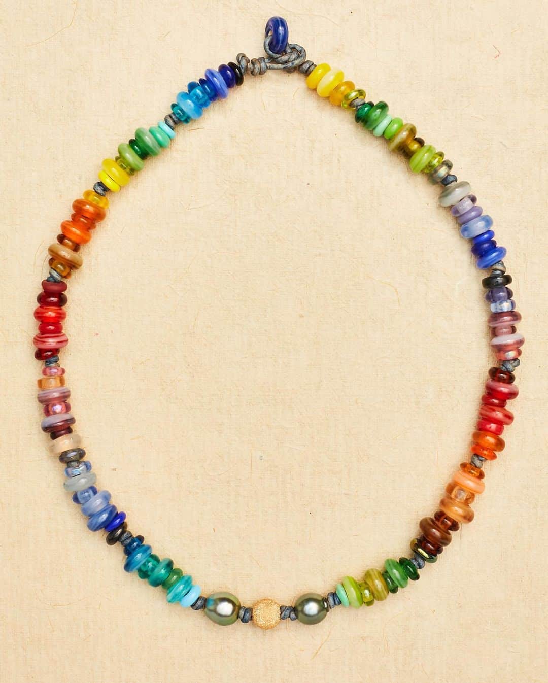 キャサリン ミッシェルさんのインスタグラム写真 - (キャサリン ミッシェルInstagram)「You.do.know.you.want.it 🦄🌈 Tahitian pearls and/or gold with hand fired glass beads necklace. Only 6 available #rainbow #unicorn #arcenciel #artist #gold #tahitianpearls #limitededition #precious #gift #sacred #love」11月13日 9時40分 - catherinemichiels