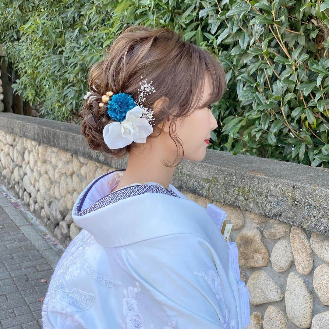 R.Y.K Vanilla Emuさんのインスタグラム写真 - (R.Y.K Vanilla EmuInstagram)「花嫁さまhair とっても可愛かったー 紅葉も綺麗でした🍁 #ヘアメイク#ヘアアレンジ#結婚式#セットサロン #ヘアセット #アップスタイル  #プレ花嫁 #フォトウェディング #前撮り #結婚式ヘア #ロケーション撮影#結婚式準備 #ヘアアクセサリー #お呼ばれヘア#着物ヘア#花嫁ヘアメイク#2020秋婚  #成人式ヘア#花嫁ヘア#成人式#振袖ヘア #花嫁ヘアスタイル #振袖#ブーケ#生花#ドライフラワー#髪飾り#結婚式前撮り#ウエディングヘア#出張ヘアメイク」11月13日 19時54分 - ryky0101