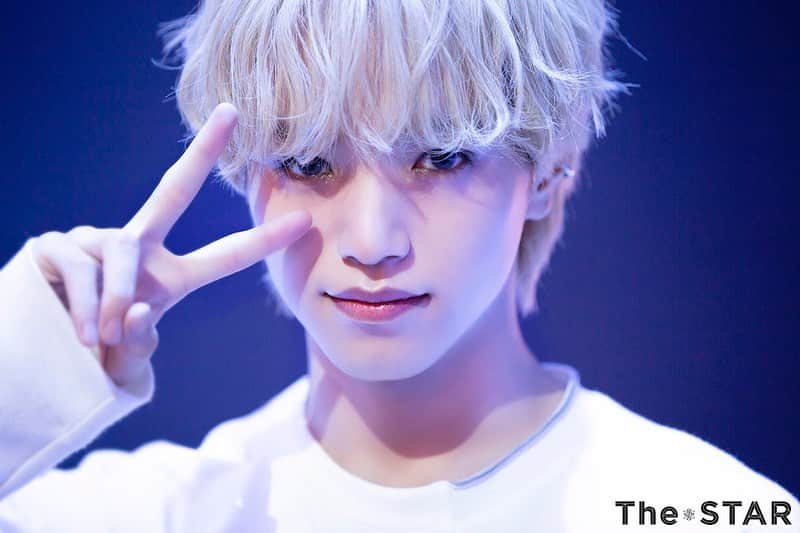 大平祥生のインスタグラム：「⠀ JO1 1ST ALBUM『The STAR』 💫2020.11.25 Release  キラキラ輝いていた 「Shine A Light」MVビハインドショットを公開📸✨  ﻿𖤐 201113 / twitter update  #大平祥生 #OHIRASHOSEI #JO1 #ジェイオーワン #JAM」