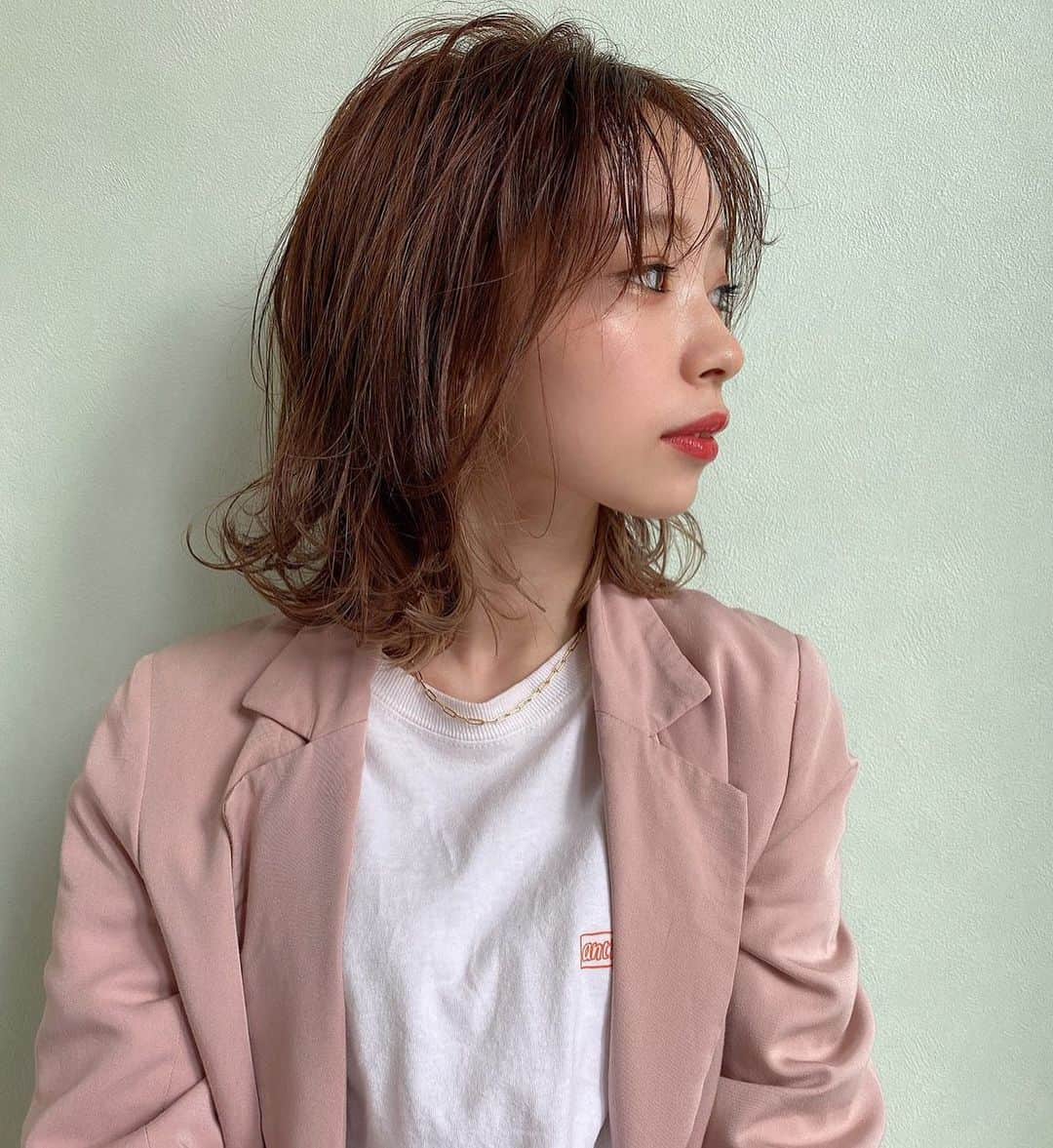 塩川裕美のインスタグラム：「. . ジャケットてサイズなかなか難しい🏷 (小柄の人はわかるよね)圧)) 秋冬用ほしいな〜🤸🏼‍♀️ . .」