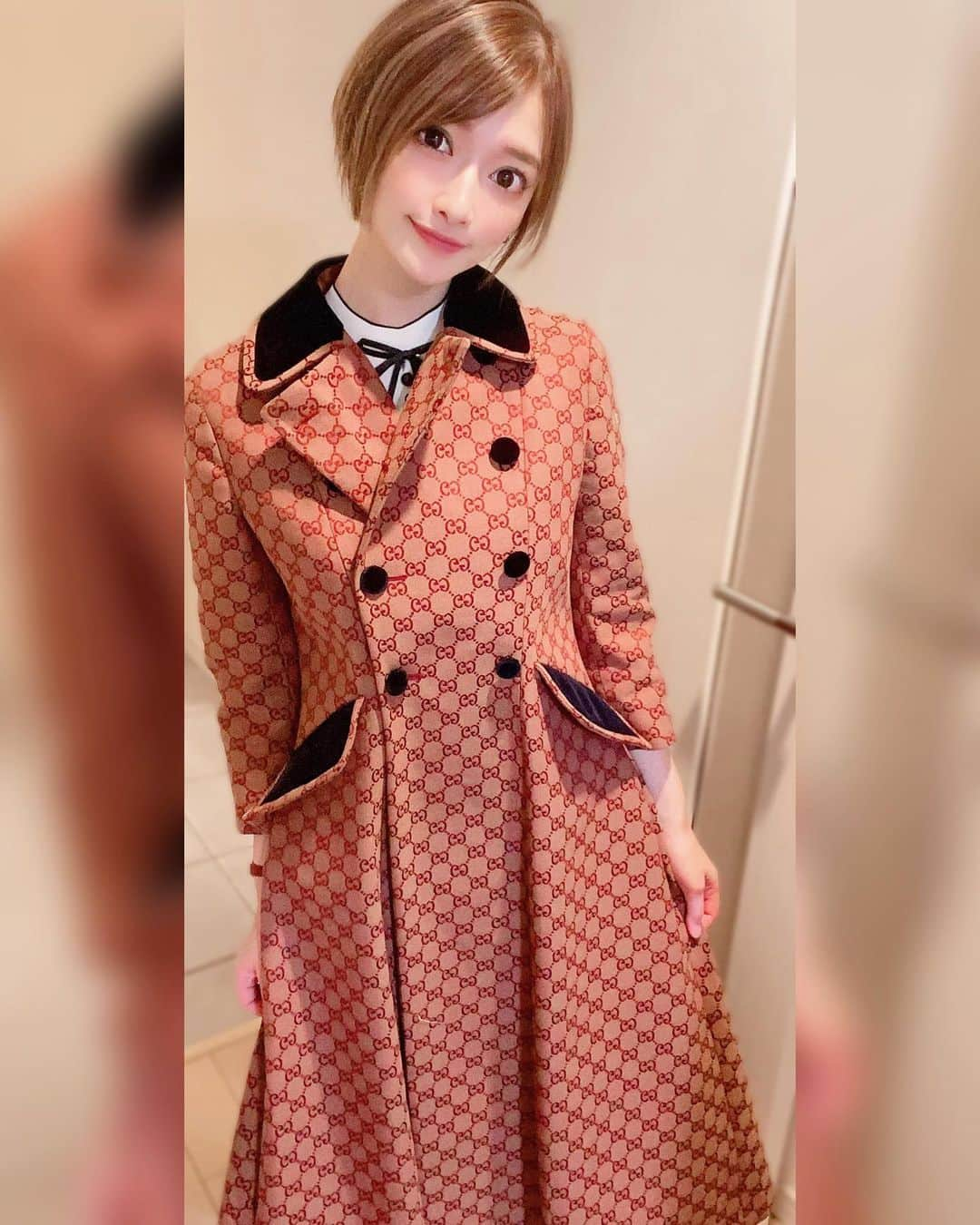 ららちゃんさんのインスタグラム写真 - (ららちゃんInstagram)「. もう乃木坂46って呼んでください私の事は #gucci #gucciclothes #guccicoat」11月13日 14時12分 - lalalachan46