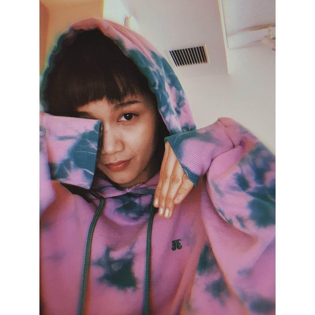 Anlyさんのインスタグラム写真 - (AnlyInstagram)「I love hoodie💕🌴 @jouetie_official」11月13日 15時09分 - anly_singer