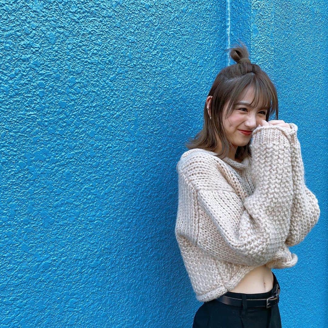櫻井紗季さんのインスタグラム写真 - (櫻井紗季Instagram)「✳︎ なんとも可愛い形💕 暖かくてお気に入り☺️  knit: @louren__official  #私服 #ニット #スラックス  #fashion #knit #winter #code  #옷스타그램 #패션스타그램 #패션」11月13日 21時31分 - saki_sakurai_official