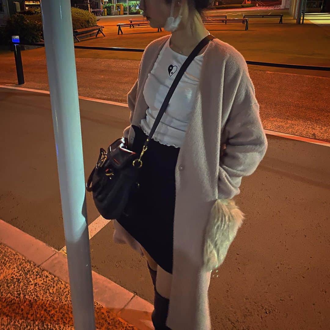 かれんのインスタグラム：「毎日充実って幸せですね   #かれんのくろーぜっと」