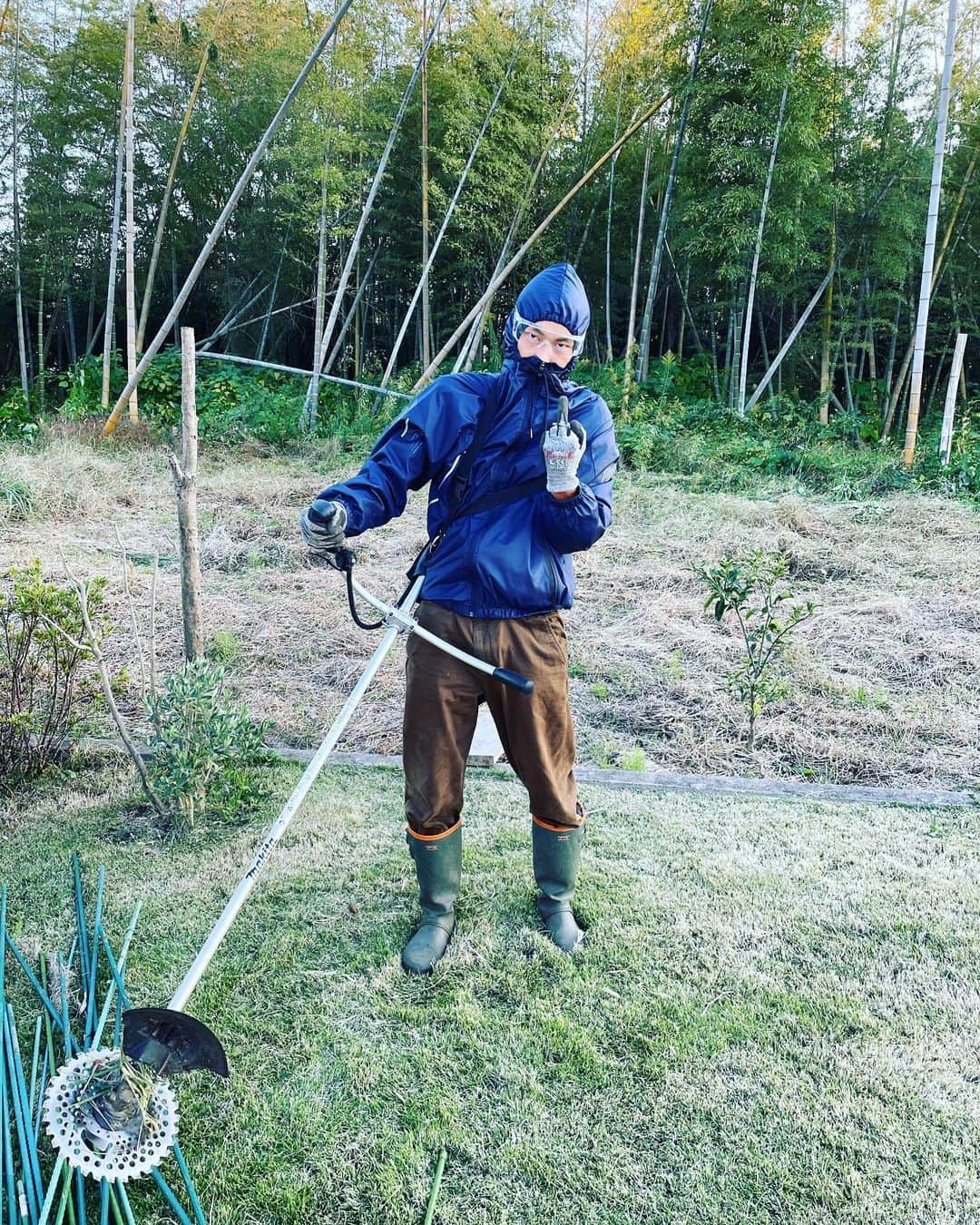 小西神士さんのインスタグラム写真 - (小西神士Instagram)「サーフからの強制労働。」11月13日 16時43分 - shinji_konishi