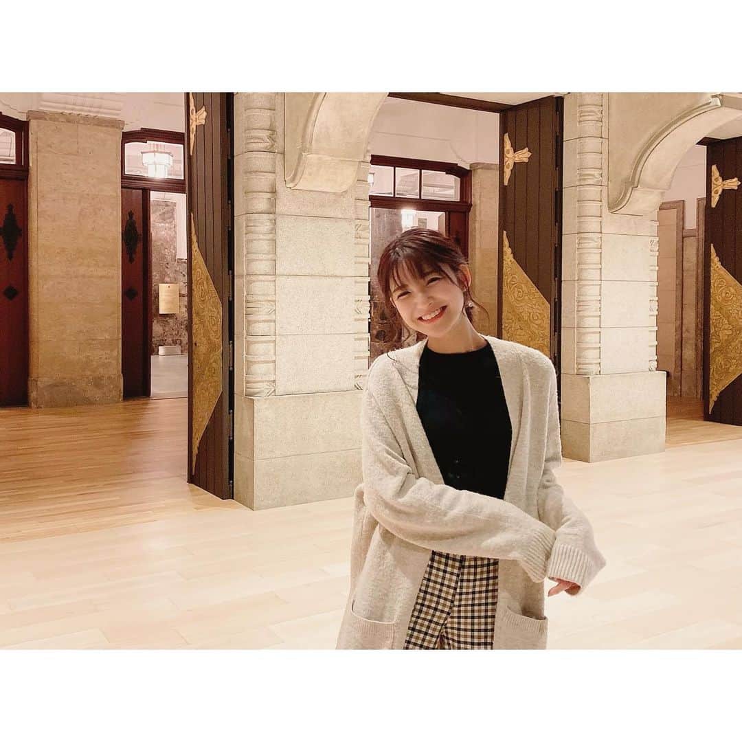 田尻夏樹（なつきんぐ）さんのインスタグラム写真 - (田尻夏樹（なつきんぐ）Instagram)「京都の京都市京セラ美術館の貸切鑑賞をして来ました✨ . 貸切で美術館を観れるのはすっごく贅沢✨✨ ゆっくり美術品を観るのも良いけど 5月にリニューアルされたばかりの現代美術館の美しさの中 お気に入りのお洋服を着て撮影するのも良し！◎ . . 私、アパレルブランドしてるから そのお洋服もたくさん持って行けばよかたなぁ😭😭 . 記念撮影としても思い出に残る1枚を撮れるし 普段なかなか撮れないような写真が撮れて大満足間違い無しです！ . . 京都市京セラ美術館 夜間貸切鑑賞は 2020年12月4日（金）・5日（土）で開催され、 JR 東海ツアーズさんで販売されています！ ※人数制限があります! . 今注目されているイベントなので 早めにチェックしてみてください✨✨ . . . . #empty京都市京セラ美術館 #PR #そうだ京都行こう #empty #empty美術館 #京都市美術館 #京都市京セラ美術館 #アート #京都 #京都観光 ※12/4、5に撮影いただけるのはコレクションルーム 冬期 の一部展示です」11月13日 17時51分 - tajiri_natsuki
