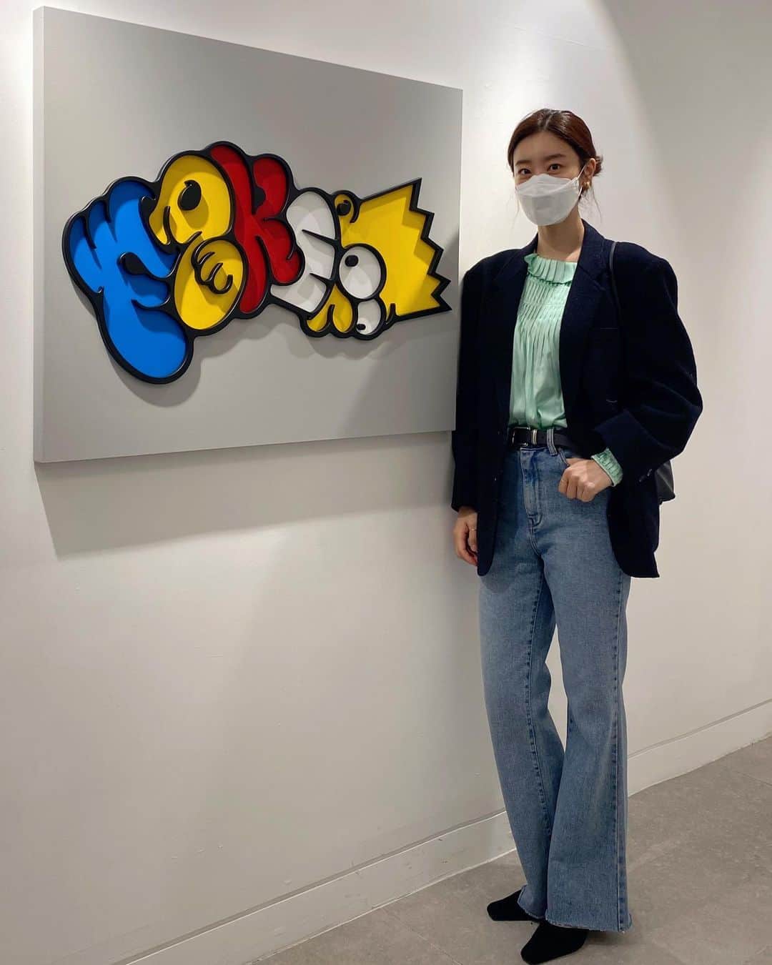 のインスタグラム：「몇년전부터 가보고싶던 전시 . 드디어 다녀왔다는🙃. 팬이에요. @sambypen 😎」