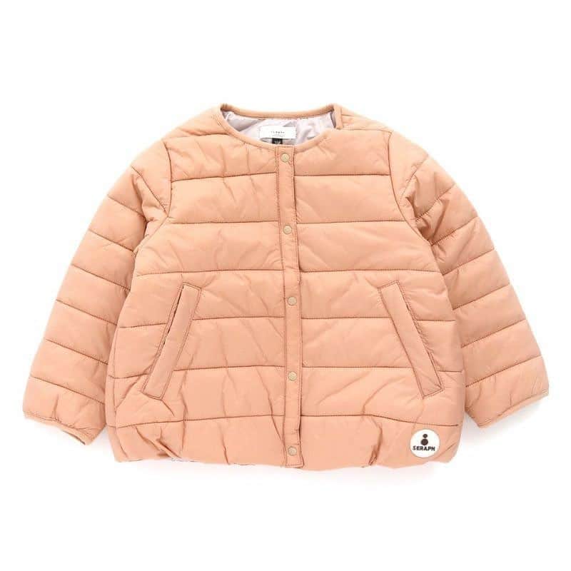 かわいいベビー服・子供服Babychuさんのインスタグラム写真 - (かわいいベビー服・子供服BabychuInstagram)「【女の子に大人気アウター🤗再入荷💓】 . 売りきれサイズ続出の大人気アウター🏆✨ 一部サイズのみ、再入荷できましたので今一度チェックしてね💛 . メーカーさまも完売続出につき、以降の再入荷は難しいかもしれません💦 べびちゅにある在庫がチャンス！ 争奪戦です❣️急いで～～～📣 . . 🎀デイリー☆中綿ライトジャケット カラー：ピンクベージュ サイズ：80/100/110/120 プライス：2,900円+tax . . 🎀裾フリル♪中綿フーディジャケット サイズ：80/90/100/110 カラー：フラワー/コーラルレッド プライス：3,900円+tax . . プロフィール欄のURLから、今すぐべびちゅHPへGO🛒🛒🛒 . . 🌟合わせてチェック👀 べびちゅの秋冬SALEスタート🎊 . なんと❣️冬物も初登場👏✨ . なかでも絶対見逃せない注目アイテムは！あの最新の「リボンムートンブーツ」👏✨ . 今ちょうどいい秋物は、赤字覚悟の超おトクプライスに😍来年も着られるように、大きめサイズを買っておくのもいいですね✨ . おトクにGETできるチャンス、ぜひぜひチェックしてね🥳 . メーカーさま完売アイテムは、以降の再入荷はございません🙅‍♀️ . ⏰秋冬セールは、11月17日(火)23:59まで！ . . 紹介アイテム品番：sp-s401010 紹介アイテム品番：sp-s401020 . . #ジャケット #アウター #新作 #冬の新作 #newarrivals  #べびちゅ #babychu #ig_kidsphoto #ig_babyphoto #かわいい #子供服 #ベビー服 #親バカ部 #女の子 #娘 #赤ちゃん #ベビーコーデ #キッズコーデ #ベビーファッション #キッズファッション #出産祝い #baby #babychujp」11月13日 18時33分 - babychu2014
