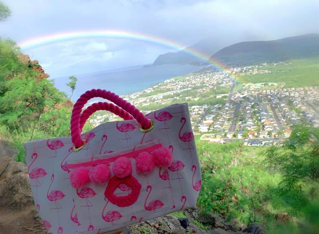 Moco Lima Hawaiiさんのインスタグラム写真 - (Moco Lima HawaiiInstagram)「New* Pink Pink Pink Tote Bag, Made by Moco   #feelpink#pink#fashion#pinkpillbox#hiking#perfect#rainbow#perfectday#awesome#mocolimahawaii#designer#founder#ownbusiness#activegirl#lovemyjob#love#lips#kiss#smile#hawaii#mylife#enjoylife#lifeisbeautiful#ハイキング#ピンク#虹#レインボー#ハワイ#モコリマハワイ#デザイナー」11月13日 18時34分 - mocolimahawaii