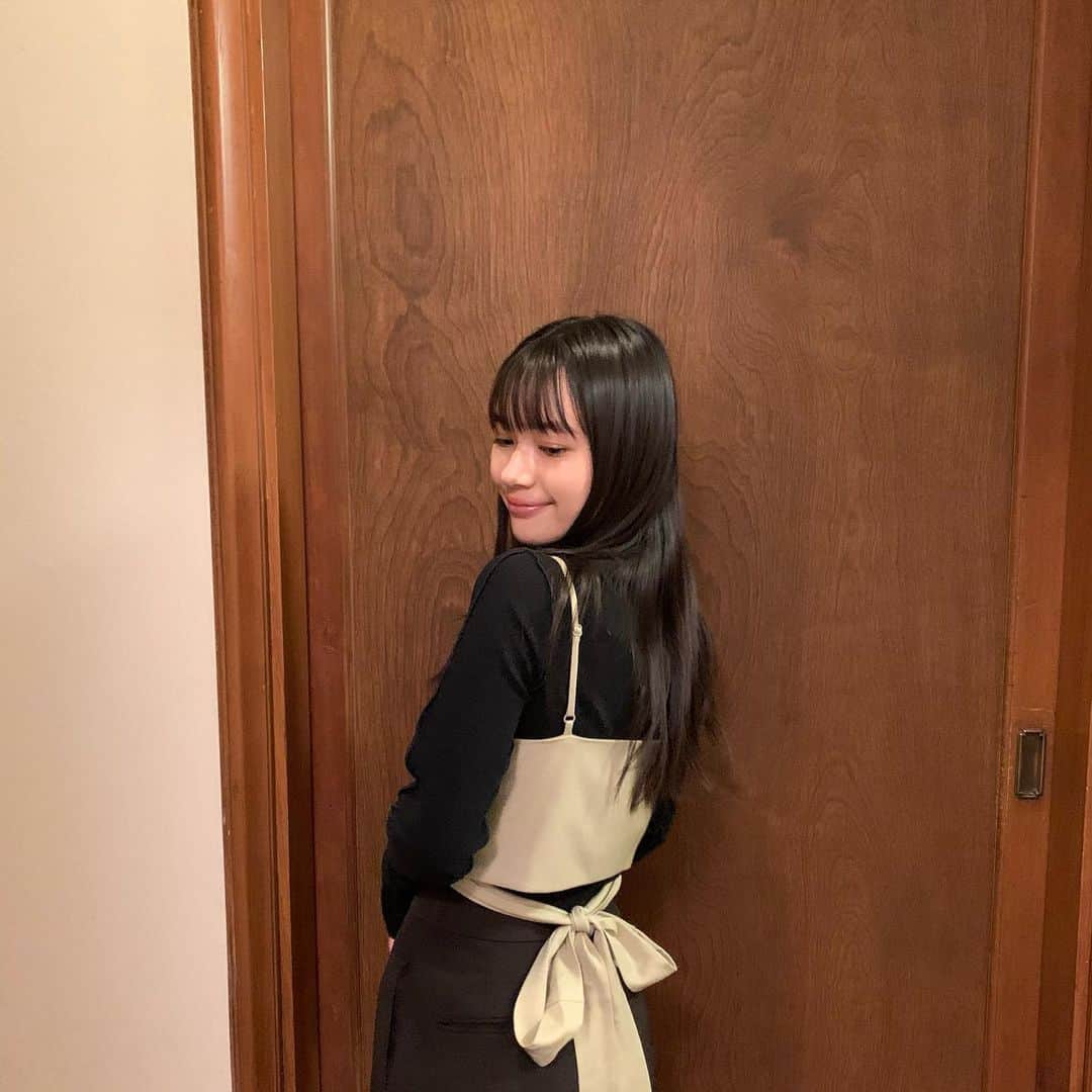 新井舞良のインスタグラム：「🌞🫐❤️」