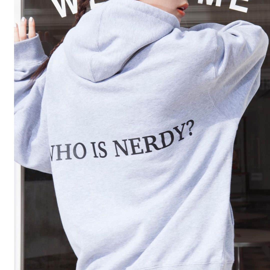 横田真悠さんのインスタグラム写真 - (横田真悠Instagram)「NERDY CAFÉのアイテム👗をZOZOTOWNで買えるらしいです 是非☺︎  #nerdycafe  #nerdy  #nowme」11月13日 19時04分 - yokota_mayuu
