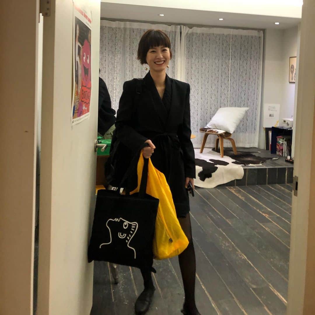 チョン・ユミさんのインスタグラム写真 - (チョン・ユミInstagram)「다녀올게요💝」11月13日 19時27分 - _jungyumi