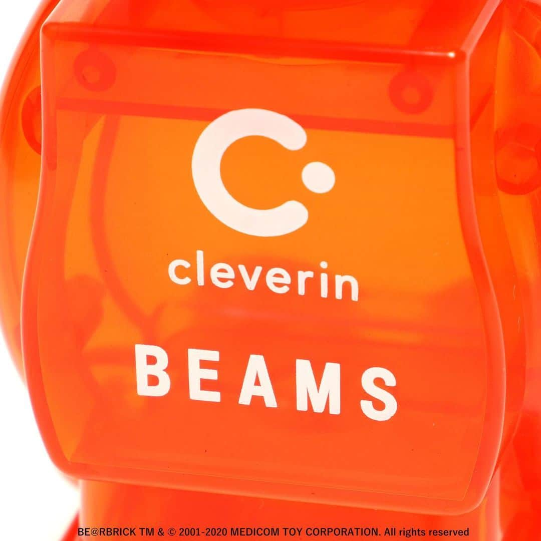 BEAMS ZAKKAさんのインスタグラム写真 - (BEAMS ZAKKAInstagram)「Cleverin®︎×BE@RBRICK×BEAMS / "クレベリン"  置きたくなるお洒落なデザインをコンセプトにして生まれた『クレベリン×ベアブリック』にBEAMSカラーのオレンジを落とし込み、スケルトン仕上げにすることで遊び心満載のアイテムに仕上がりました！ インテリアとしても使いつつ、空気中のウイルスや菌を除菌してくれます。  ご家庭やオフィスといった様々な場所で使用可能。プレゼントにもおすすめのスペシャルアイテムです。  @bpr_beams  @medicom_toy  @cleverin_official  @beams_official   #beams #bprbeams #cleverin #bearbrick  #orange #skeleton #ビームス #bprビームス #クレベリン #ベアブリック #オレンジ #スケルトン #preorder #予約」11月13日 19時20分 - bpr_beams