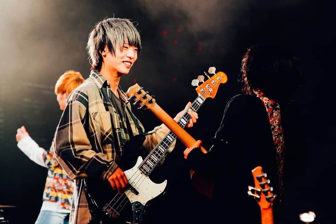 圭吾のインスタグラム：「久しぶりに使ったfenderちゃん！」