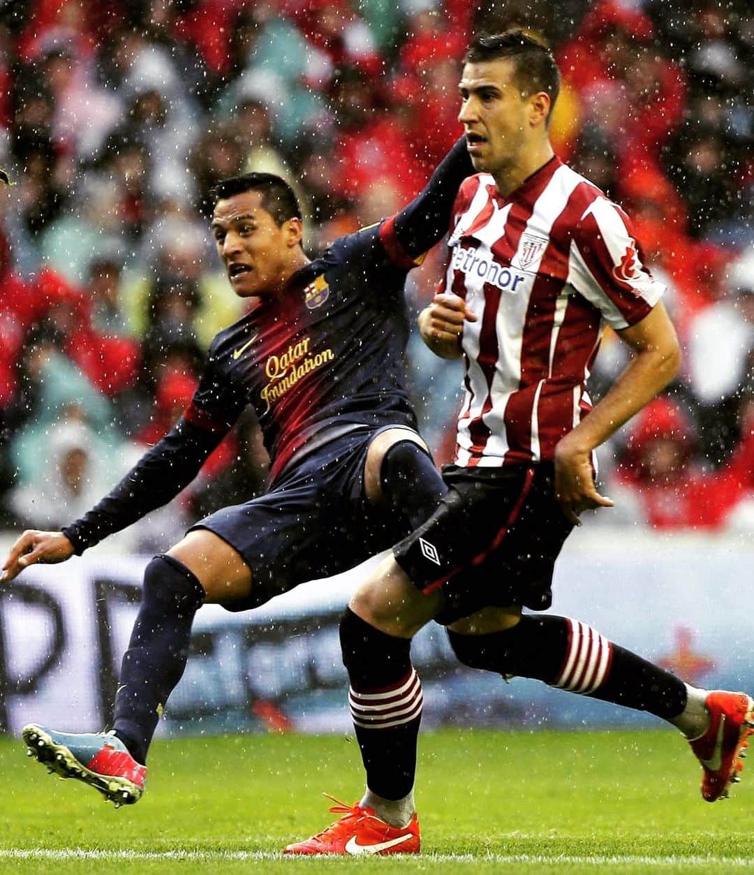 ボルハ・エキサのインスタグラム：「❌🚷📛!!! ————————- #athleticbilbao #fcbarcelona #⚽️  #borjaekiza23 #laliga #alexissanchez #footballplayer #2014」