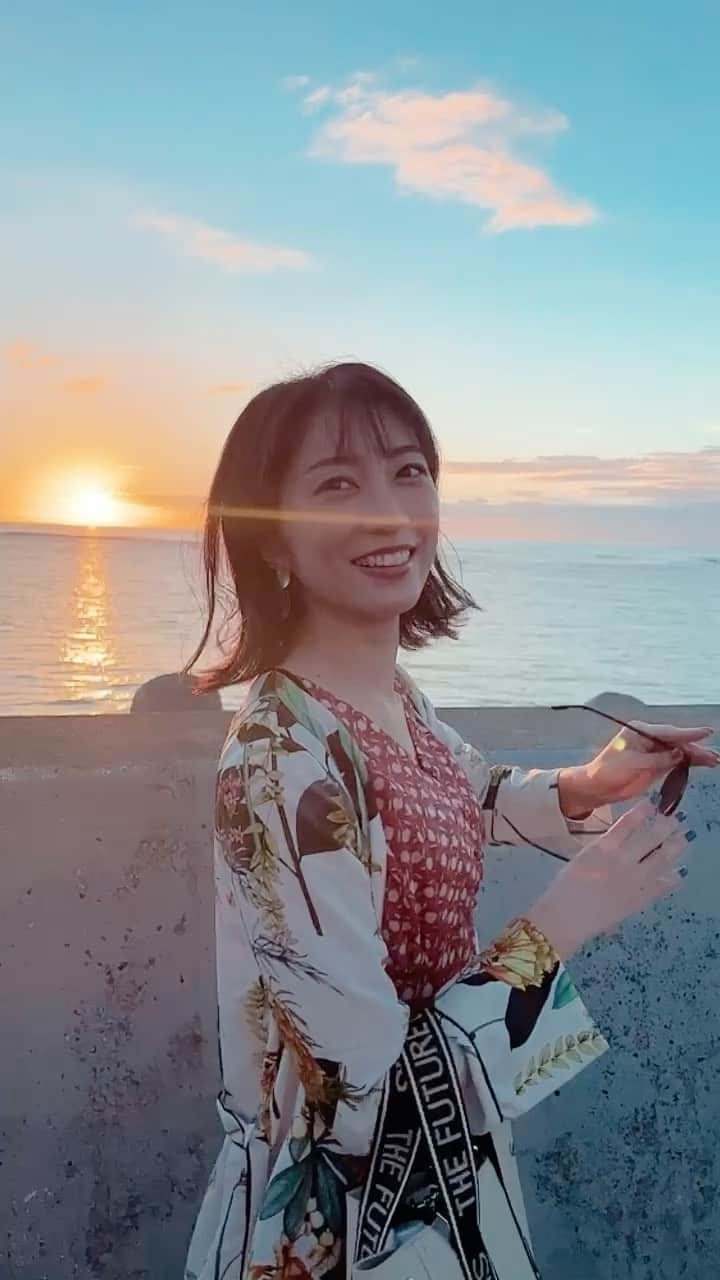 瀬口かなのインスタグラム：「綺麗なサンセット…！  全て忘れて帰りたい🥺笑  #沖縄 #沖縄旅行 #サンセット #sunset #夕陽 #夕日が綺麗 #藤井風 #instagood #instalike #instadaily #se」