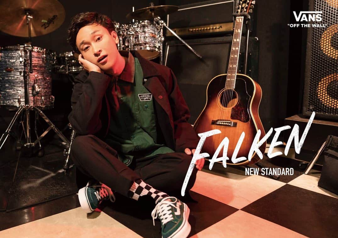 としみつのインスタグラム：「VANSのファルケンのビジュアルをやらせていただきました👟 ABCマートに俺居るらしいので良かったら見に行ってみてください！  HPには動画もありました！  是非ー！  #VANS #FALKEN」