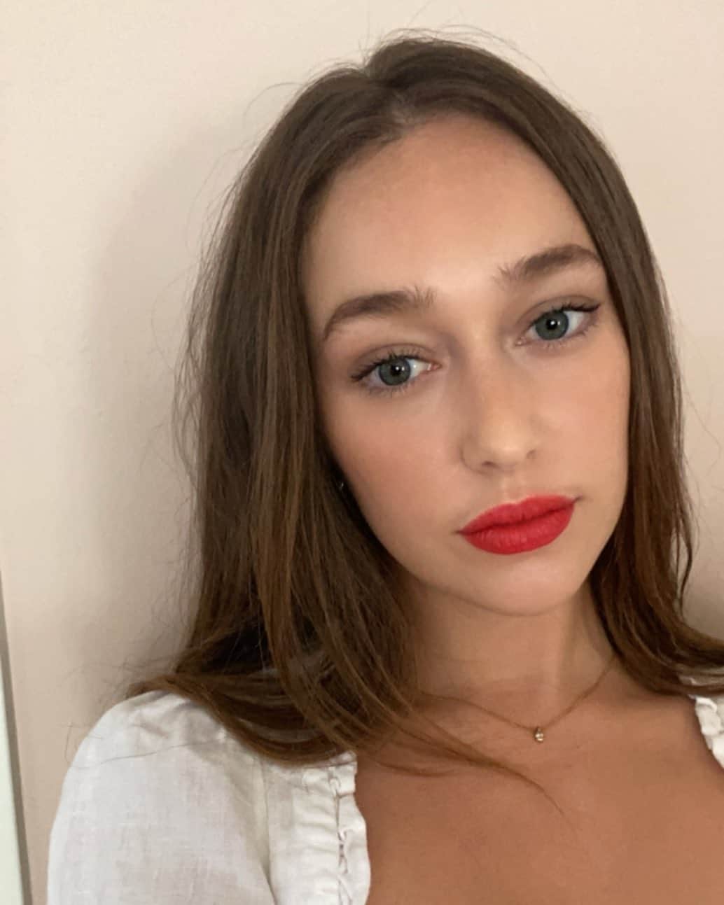 アリシア・デブナム・キャリーのインスタグラム：「💋」